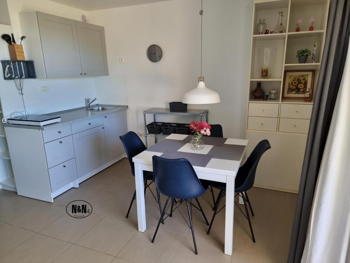 N&N Apartments And Rooms By Locap Group Portorose Esterno foto